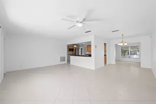 7005 NW 11th St, Margate, FL 33063 - Photo 13