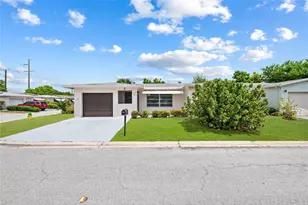 7005 NW 11th St, Margate, FL 33063 - Photo 3