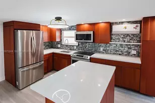 204 Flamingo Dr, Briny Breezes, FL 33435 - Photo 5