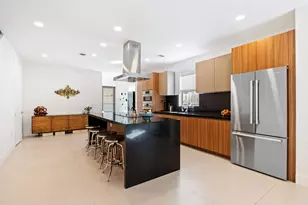 907 NE 16th Ave, Fort Lauderdale, FL 33304 - Photo 3