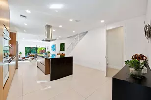 907 NE 16th Ave, Fort Lauderdale, FL 33304 - Photo 5