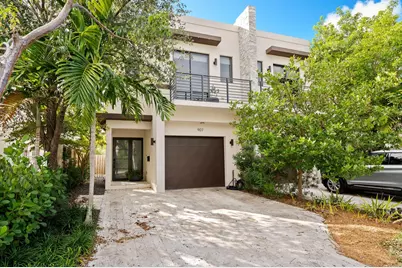 907 NE 16th Avenue, Fort Lauderdale, FL 33304 - Photo 1