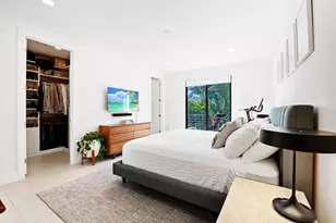 907 NE 16th Ave, Fort Lauderdale, FL 33304 - Photo 17