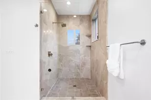 1703 NE 11th St, Fort Lauderdale, FL 33304 - Photo 39