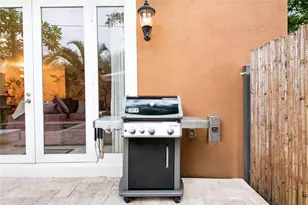 1703 NE 11th St, Fort Lauderdale, FL 33304 - Photo 57