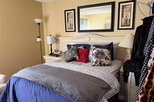 8620 N Sherman Cir, Miramar, FL 33025 - Photo 5