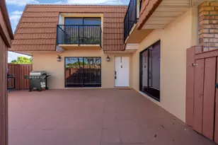 2937 SW 11 Pl, Deerfield Beach, FL 33442 - Photo 3