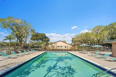 2698 N Nob Hill Road, Sunrise, FL 33322 - Photo 27