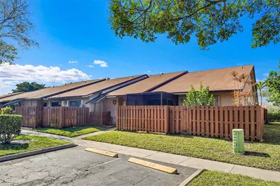 2698 N Nob Hill Road, Sunrise, FL 33322 - Photo 19