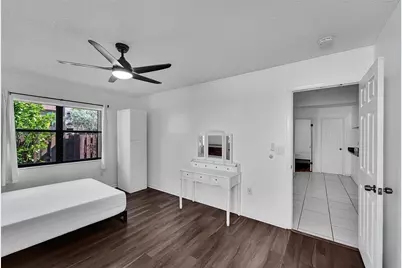 2698 N Nob Hill Road, Sunrise, FL 33322 - Photo 15