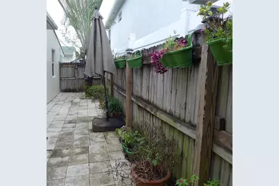 812 NE 15 Avenue, Fort Lauderdale, FL 33304 - Photo 11