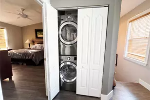 303 SE 22nd St, Fort Lauderdale, FL 33316 - Photo 13