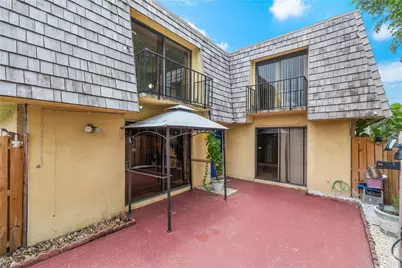 216 Lake Arbor Drive, Lake Worth Beach, FL 33461 - Photo 3