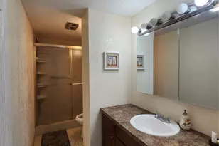 4330 Hillcrest Dr, Hollywood, FL 33021 - Photo 13