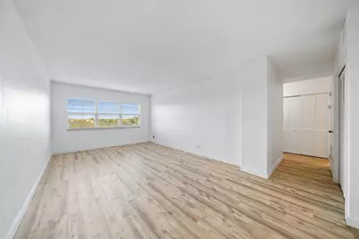 2555 NE 11th Street #606, Fort Lauderdale, FL 33304 - Photo 15