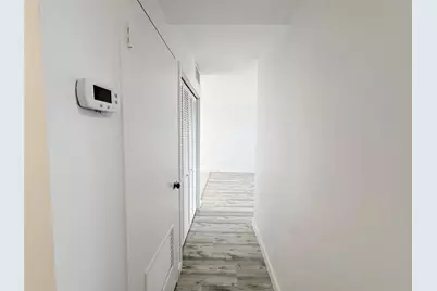 2555 NE 11th Street #606, Fort Lauderdale, FL 33304 - Photo 9