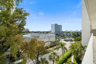 2555 NE 11th St, Fort Lauderdale, FL 33304 - Photo 7