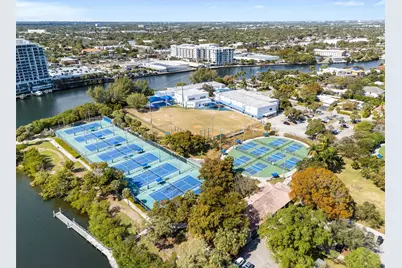 2555 NE 11th Street #606, Fort Lauderdale, FL 33304 - Photo 5