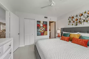 2226 N Cypress Bend Dr, Pompano Beach, FL 33069 - Photo 13