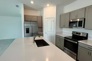 785 Worlington Ln, Fort Pierce, FL 34947 - Photo 3