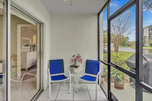 2236 N Cypress Bend Dr, Pompano Beach, FL 33069 - Photo 23