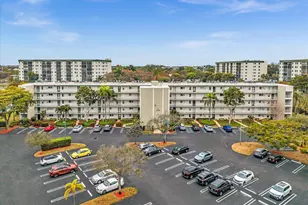 2236 N Cypress Bend Dr, Pompano Beach, FL 33069 - Photo 53