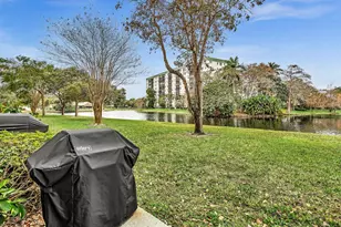 2236 N Cypress Bend Dr, Pompano Beach, FL 33069 - Photo 25