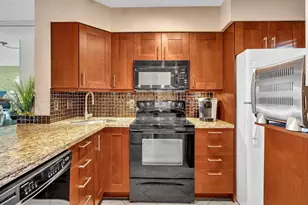 2236 N Cypress Bend Dr, Pompano Beach, FL 33069 - Photo 3