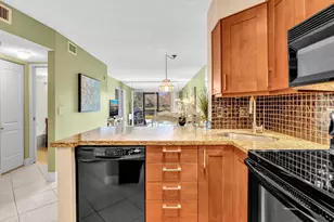 2236 N Cypress Bend Dr, Pompano Beach, FL 33069 - Photo 9