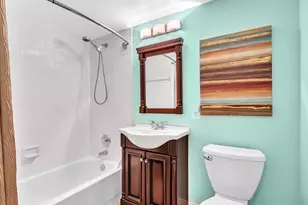 2236 N Cypress Bend Dr, Pompano Beach, FL 33069 - Photo 17