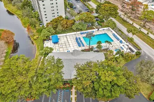 2236 N Cypress Bend Dr, Pompano Beach, FL 33069 - Photo 51