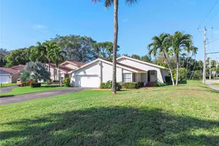 2850 Deer Creek Kelly Brooke Ln, Deerfield Beach, FL 33442 - Photo 33