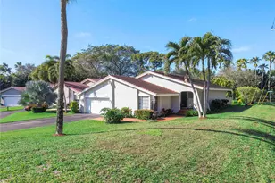 2850 Deer Creek Kelly Brooke Ln, Deerfield Beach, FL 33442 - Photo 3