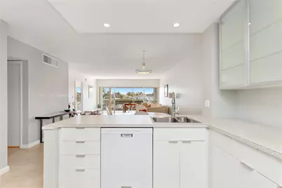 390 N Federal Highway #301, Deerfield Beach, FL 33441 - Photo 9