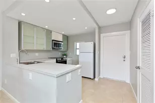 390 N Federal Hwy, Deerfield Beach, FL 33441 - Photo 13