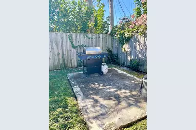 1610-1612 NE 56th Street, Fort Lauderdale, FL 33334 - Photo 17