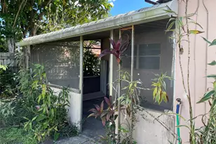 3471 SW 15th Ct, Fort Lauderdale, FL 33312 - Photo 15