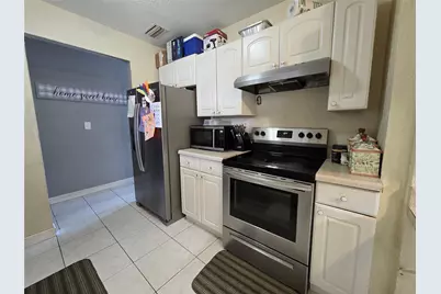 413 SW 73rd Avenue, North Lauderdale, FL 33068 - Photo 23