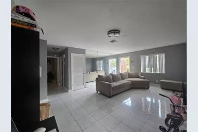 413 SW 73rd Avenue, North Lauderdale, FL 33068 - Photo 3