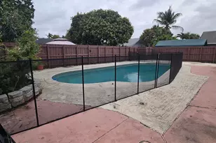 413 SW 73rd Ave, North Lauderdale, FL 33068 - Photo 33