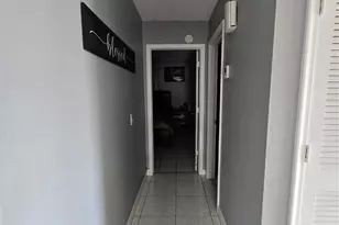 413 SW 73rd Ave, North Lauderdale, FL 33068 - Photo 7