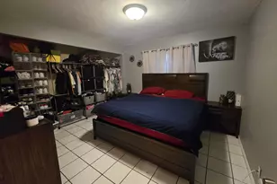 413 SW 73rd Ave, North Lauderdale, FL 33068 - Photo 11