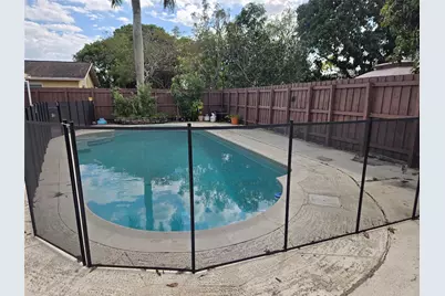 413 SW 73rd Avenue, North Lauderdale, FL 33068 - Photo 27