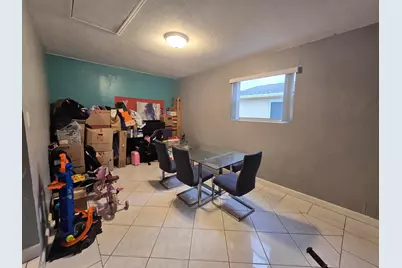 413 SW 73rd Avenue, North Lauderdale, FL 33068 - Photo 9