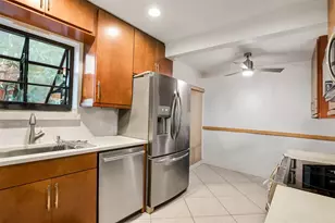 16131 Laurel Dr, Weston, FL 33326 - Photo 5