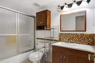 16131 Laurel Dr, Weston, FL 33326 - Photo 7