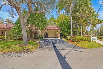 16131 Laurel Drive #33, Weston, FL 33326 - Photo 15