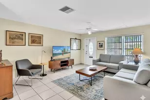 4516 NW 46th St, Tamarac, FL 33319 - Photo 3