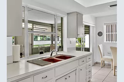 4516 NW 46th Street, Tamarac, FL 33319 - Photo 9