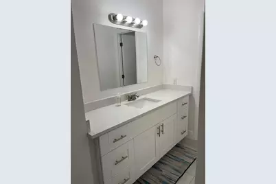 735 NE 37th Street #B, Oakland Park, FL 33334 - Photo 9